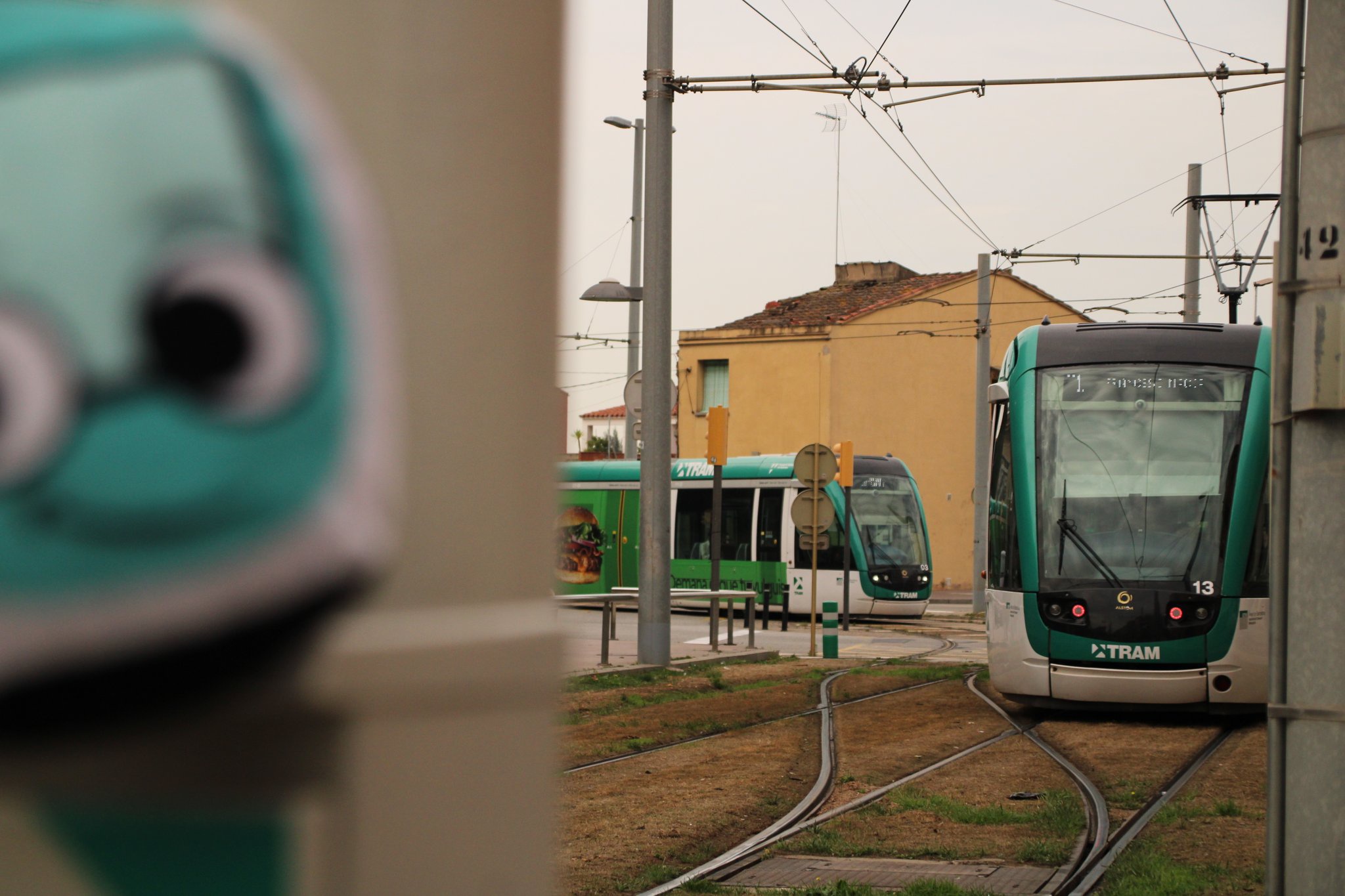 Tramvia T1 a l'estació de Sant Feliu